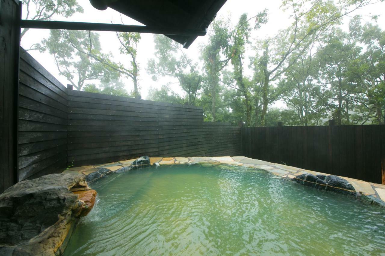 เดอะ เกิร์นซีย์ โฮเต็ลแอนด์รีสอร์ต Hotel Taketa ภายนอก รูปภาพ