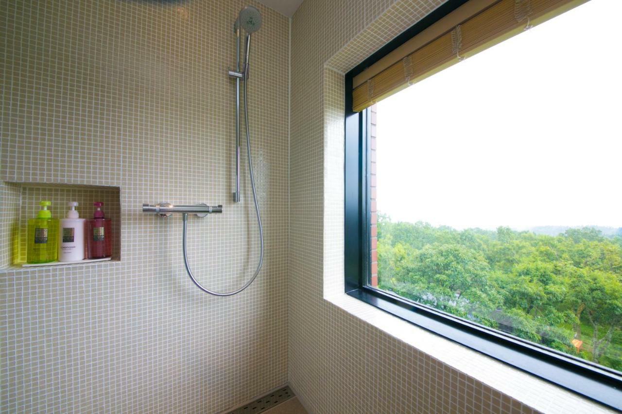 เดอะ เกิร์นซีย์ โฮเต็ลแอนด์รีสอร์ต Hotel Taketa ภายนอก รูปภาพ