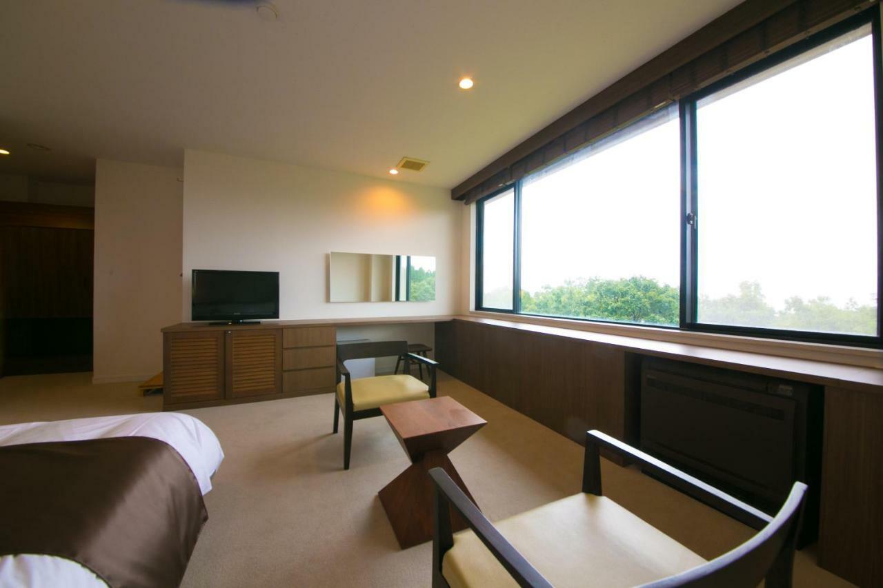 เดอะ เกิร์นซีย์ โฮเต็ลแอนด์รีสอร์ต Hotel Taketa ภายนอก รูปภาพ