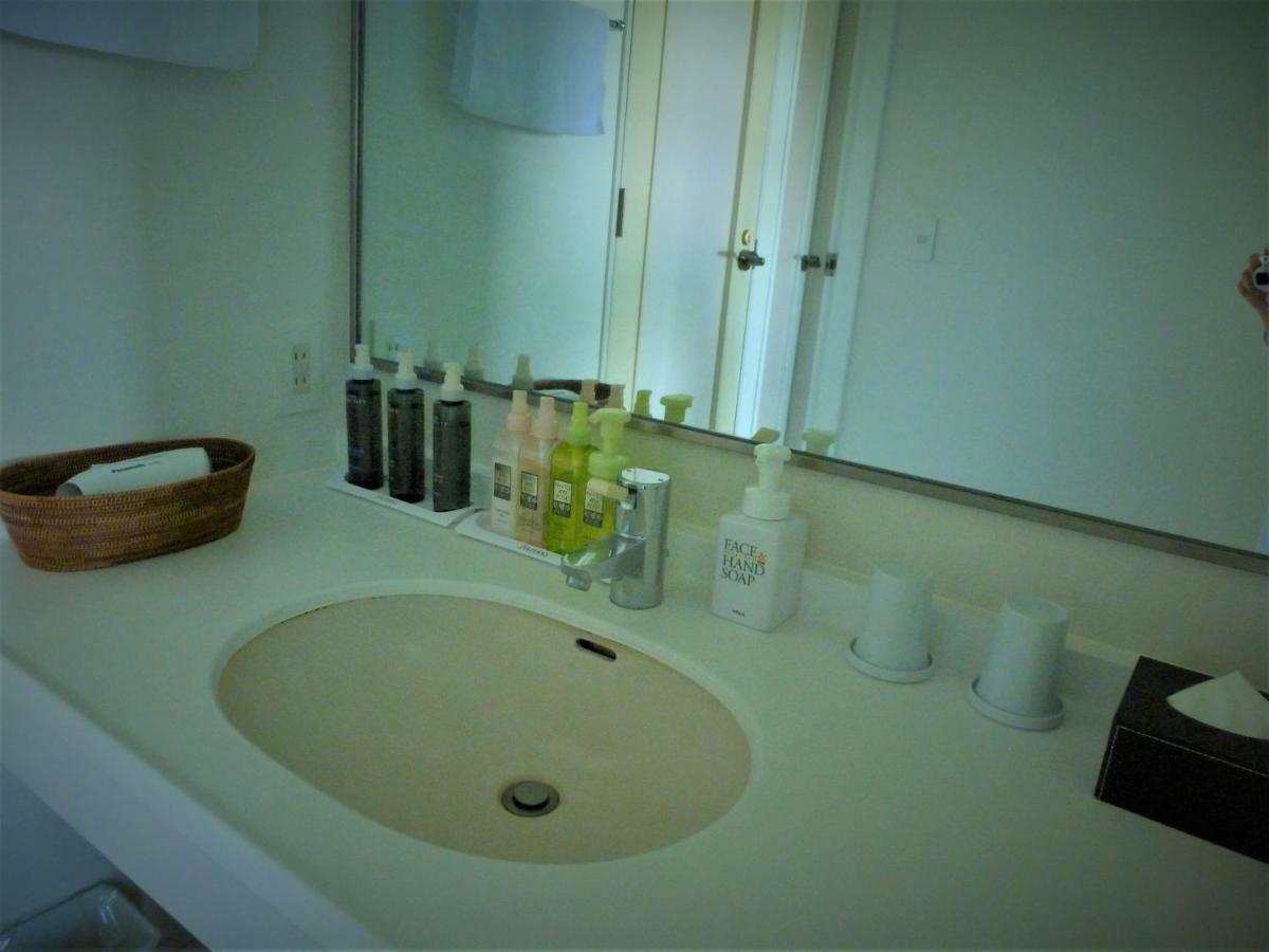 เดอะ เกิร์นซีย์ โฮเต็ลแอนด์รีสอร์ต Hotel Taketa ภายนอก รูปภาพ